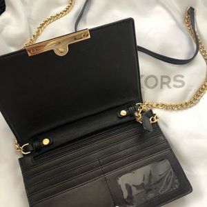 Micheal Kors Crossbody bag